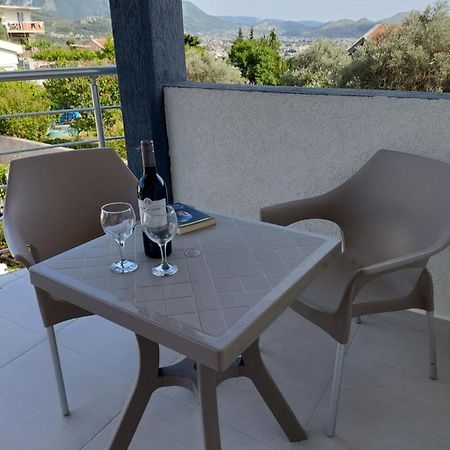 Apartments Tramonto Bar Luaran gambar